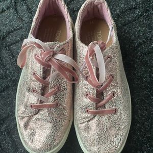 Toms Sneakers